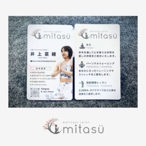 mitas（スポーツインストラクターNAO：井上菜緒）様のロゴ・名刺を制作