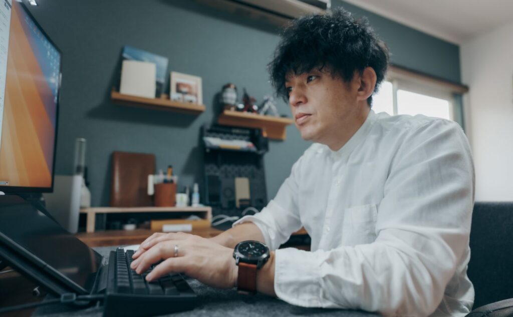 SUGU MITSUKARU：「このデータください」のたびに、手が止まっていました